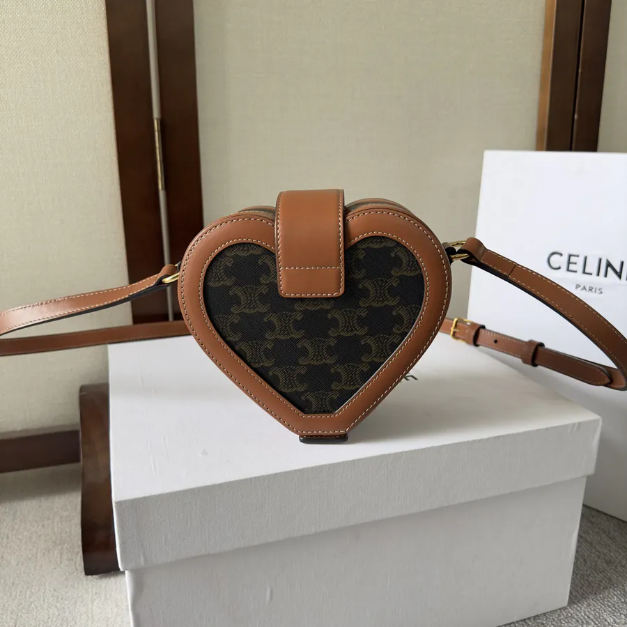 CElIN* 22s TAMBOUR Embossed Heart Bag