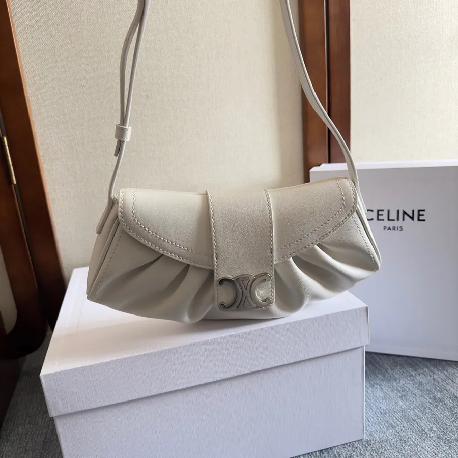 Teen Polly Bucket Bag Everyday Essential