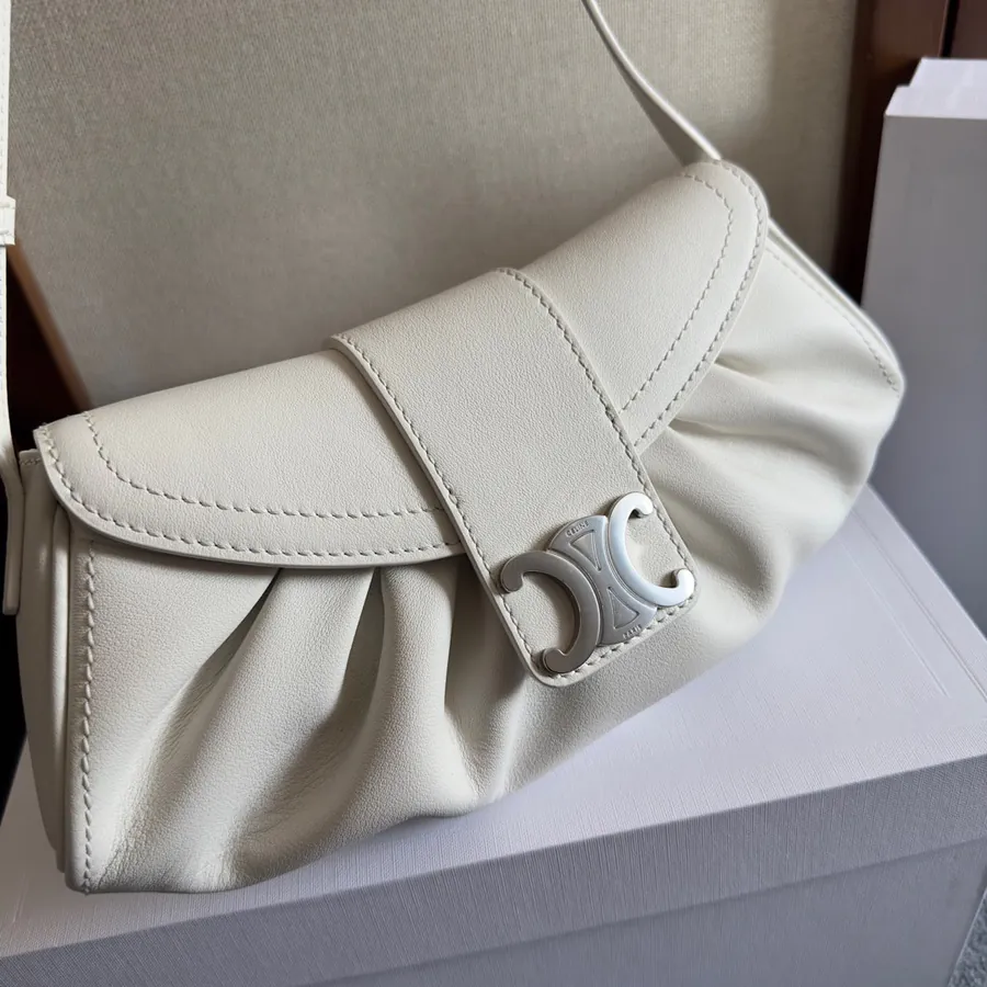 Teen Polly Bucket Bag Everyday Essential