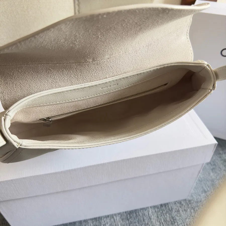 Teen Polly Bucket Bag Everyday Essential