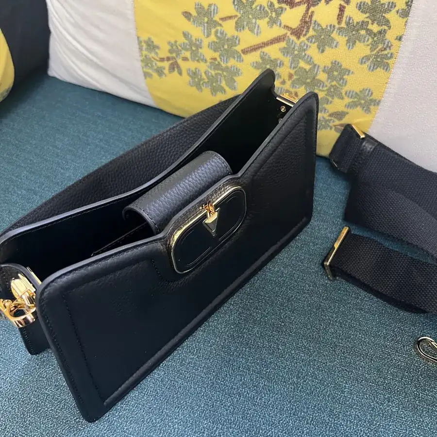 GARAVANI Grained Calfskin Handbag with VLOGO Signature