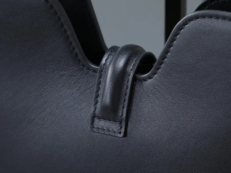 CE Camille 16 Soft Hobo Style Bag