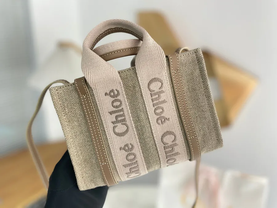 Chloe Woody Family Tote Bag Mini Size