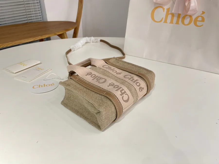 Chloe Woody Family Tote Bag Mini Size