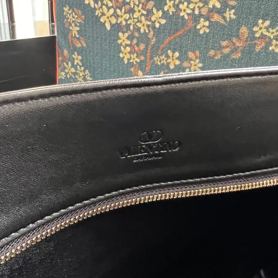 GARAVANI VIVA SUPERSTAR Bucket Bag