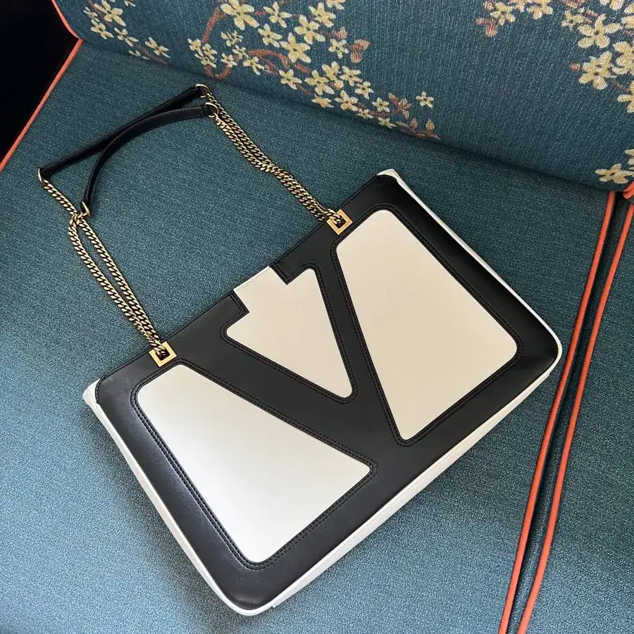 GARAVANI VIVA SUPERSTAR Bucket Bag
