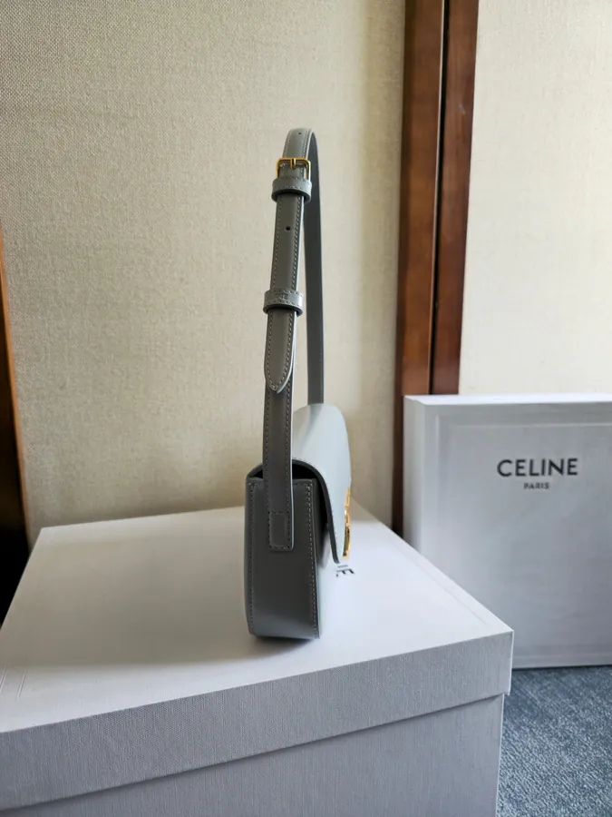 C家 Triomphe 凯旋门腋下包