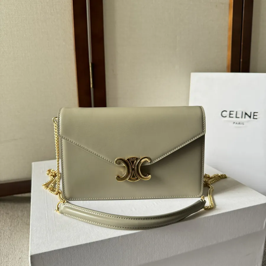 CELIN* CUIR TRIOMPHE Logo Print Leather WOC