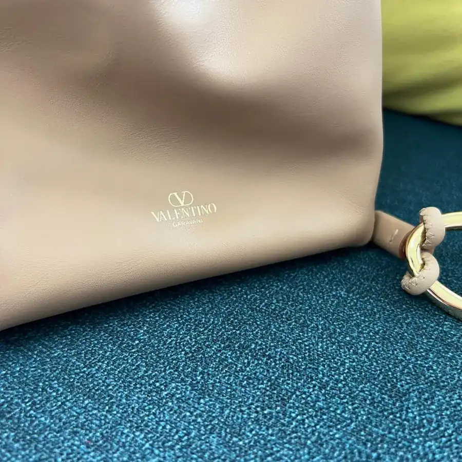 GARAVANI VLOGO POUF Mini Handbag