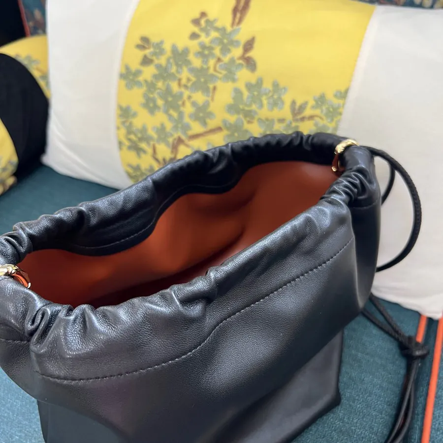 GARAVANI VLOGO POUF Bucket Bag
