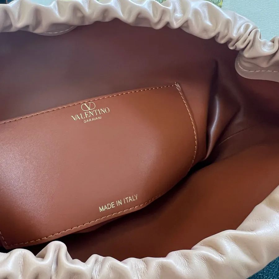 GARAVANI VLOGO POUF Bucket Bag