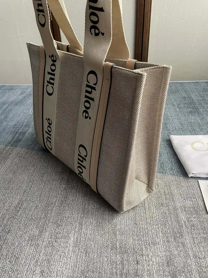 Chloe Woody Tote Bag Mid Size