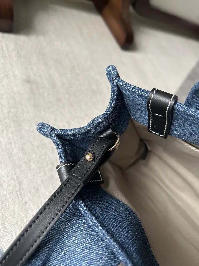 Chloé Medium Woody Tote Bag
