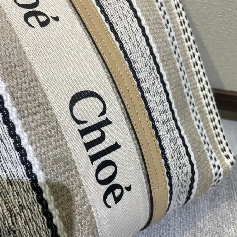 Chloe Woody Tote New Arrival 2022