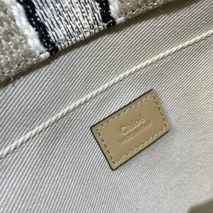 Chloe Woody Tote New Arrival 2022