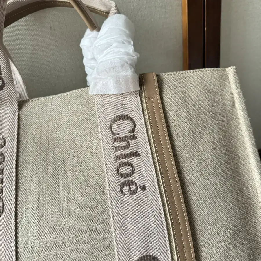 Chloe Woody Family Tote Large