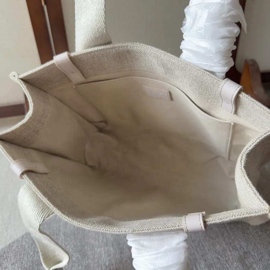 Chloe Woody Family Tote Medium Size