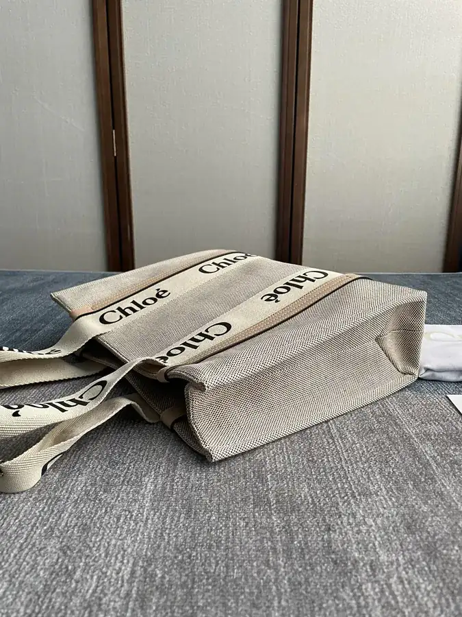 Chloe Woody Tote Bag Mid Size