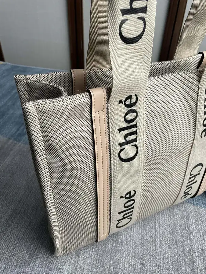 Chloe Woody Tote Bag Mid Size