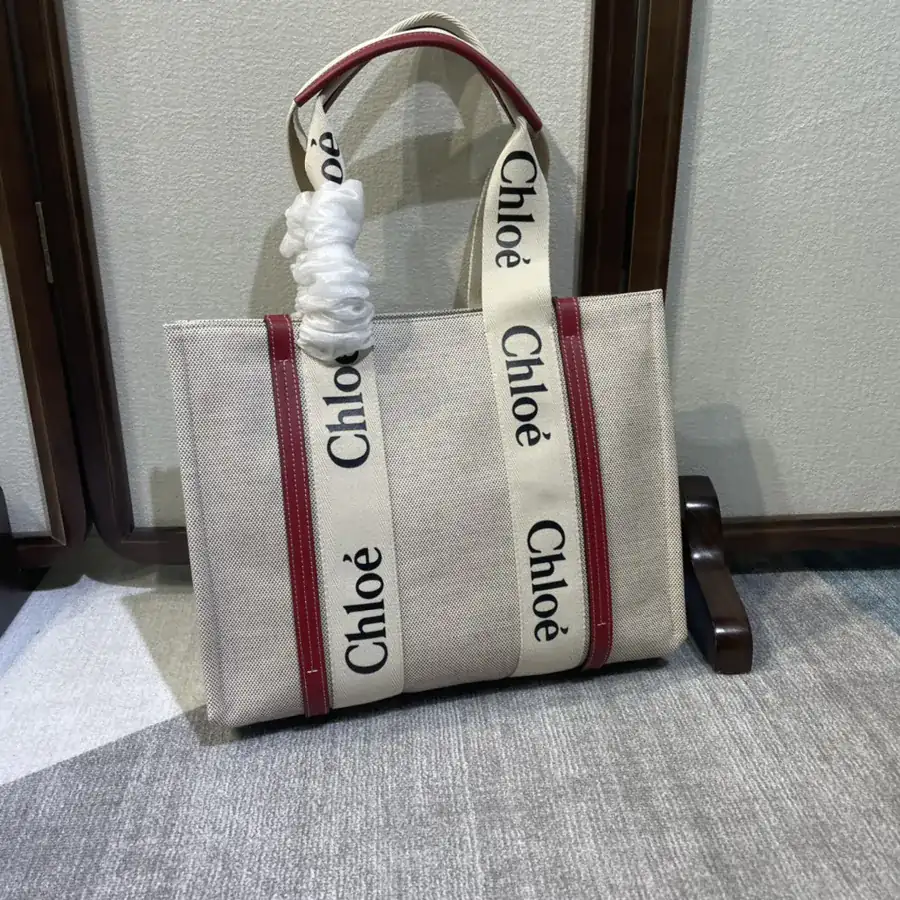 Chloe Woody Tote Bag Brown, Medium Size