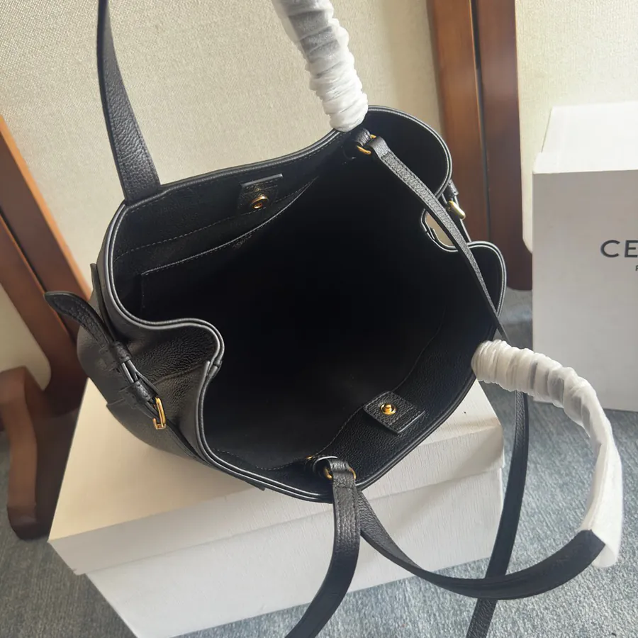 CE New Arrival Anais Cabas in Grained Calfskin Tote