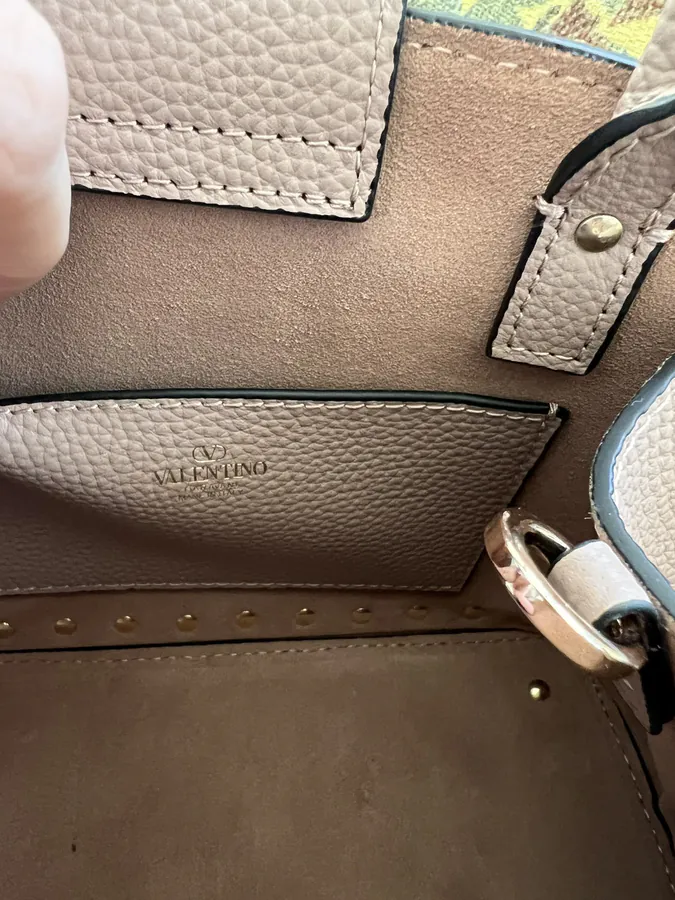GARAVANI Rockstud Grained Calfskin Handbag