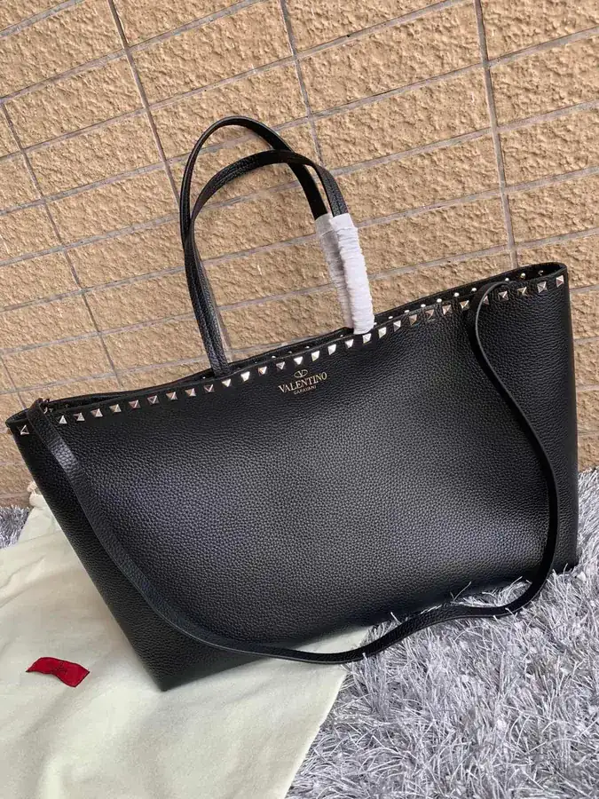 Garavani Rockstud Calfskin Shopping Bag with Camel Print