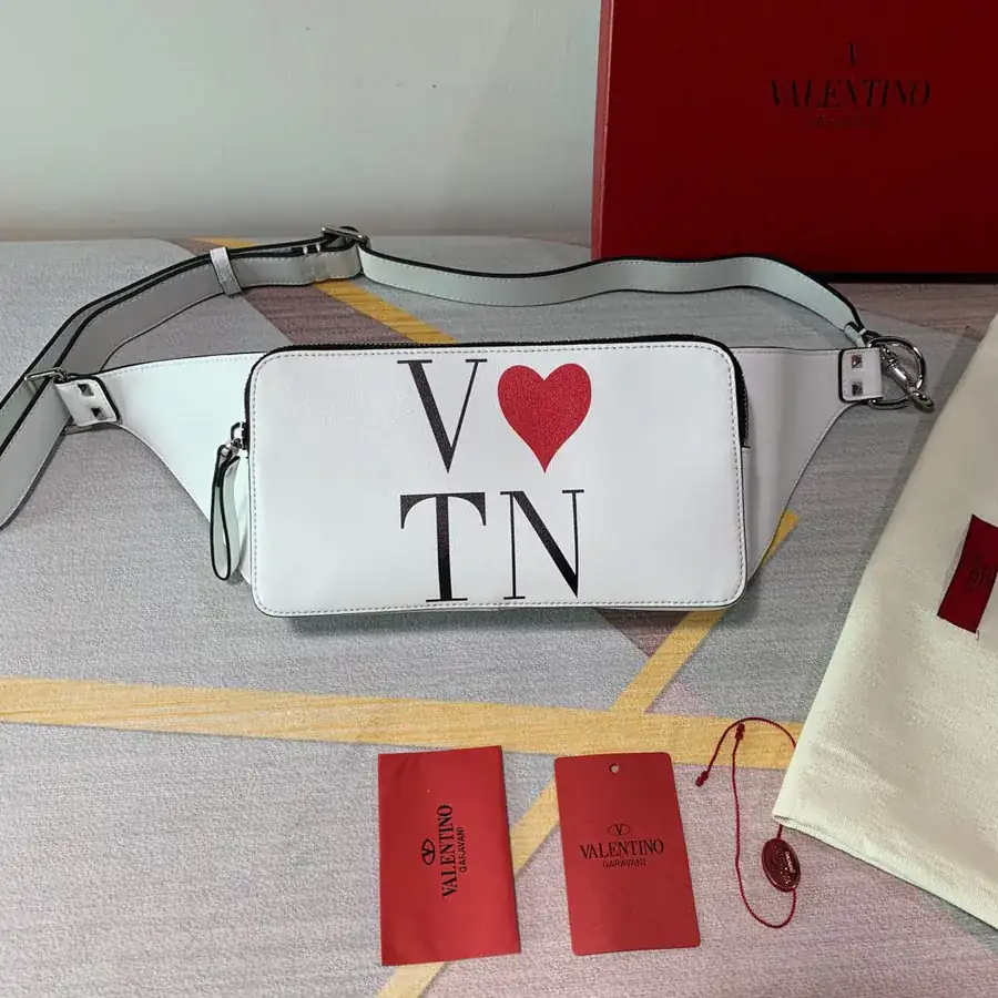 Batch 450 Original V Home Wallet with Gift Box