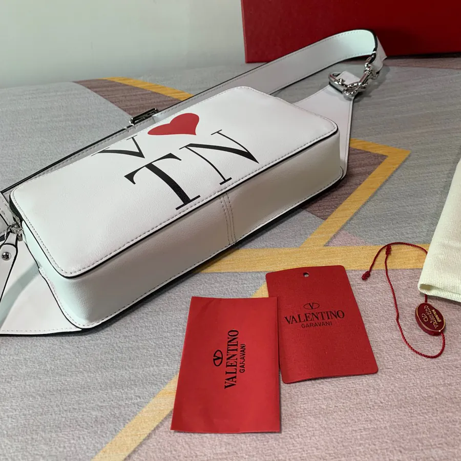 Batch 450 Original V Home Wallet with Gift Box