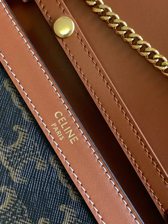 CELIN* Cuir Triomphe Logo Print Wallet