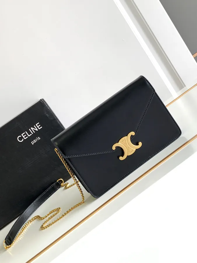 CELIN* TRIOMPHE Chain Leather Wallet