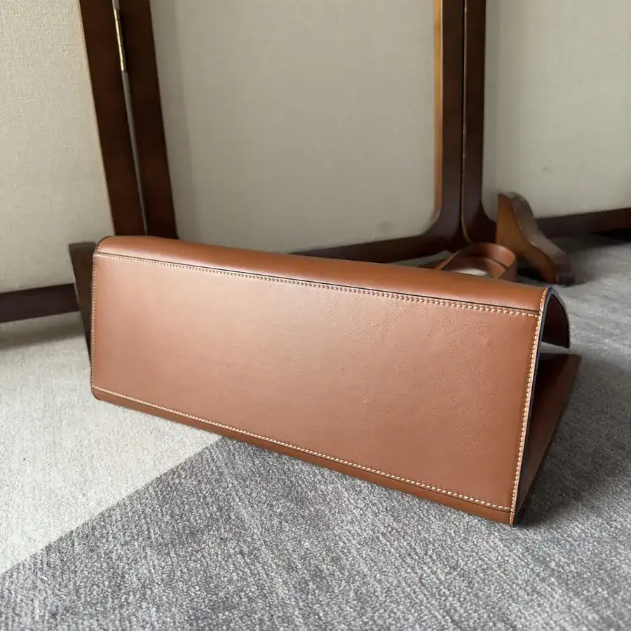 2023 New Cabas 16 Series Tote Elegant and Practical
