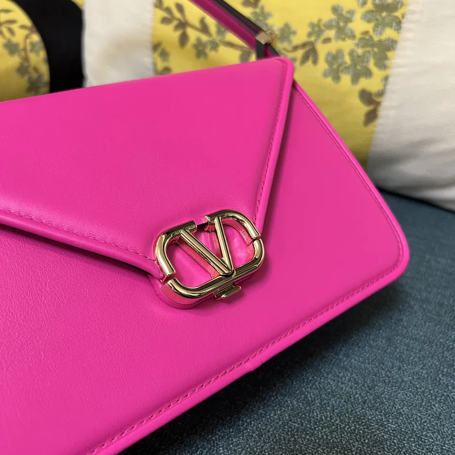 GARAVANI LETTER Large Bucket Bag