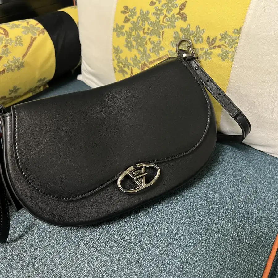 GARAVANI OHVAL Small Calfskin Bag with Rotating VLOGO Signature Clasp