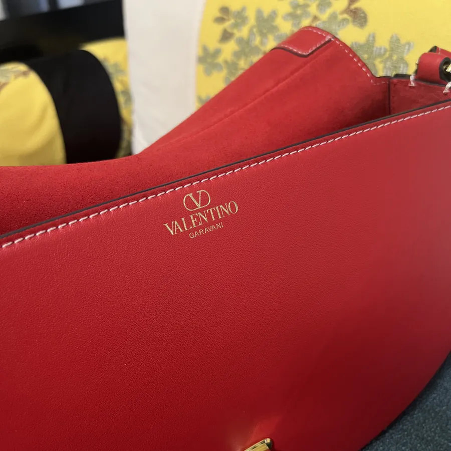 GARAVANI OHVAL Large Calfskin Handbag with VLOGO Signature Rotating Clasp