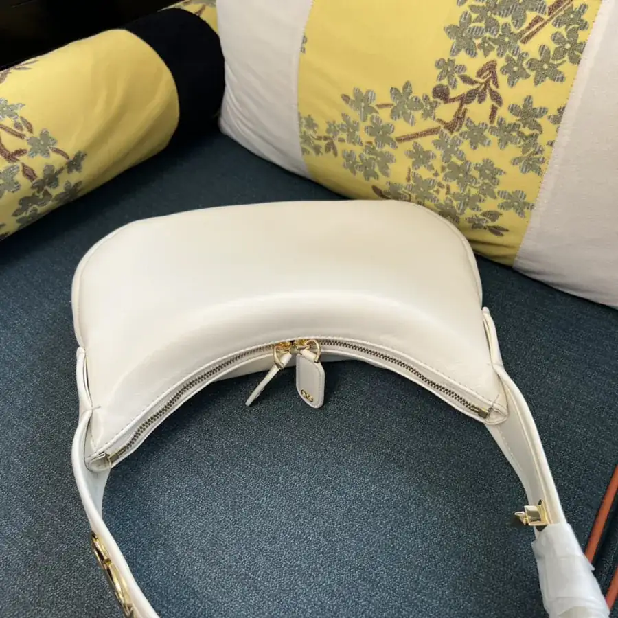 Garavan Small Travel Bag