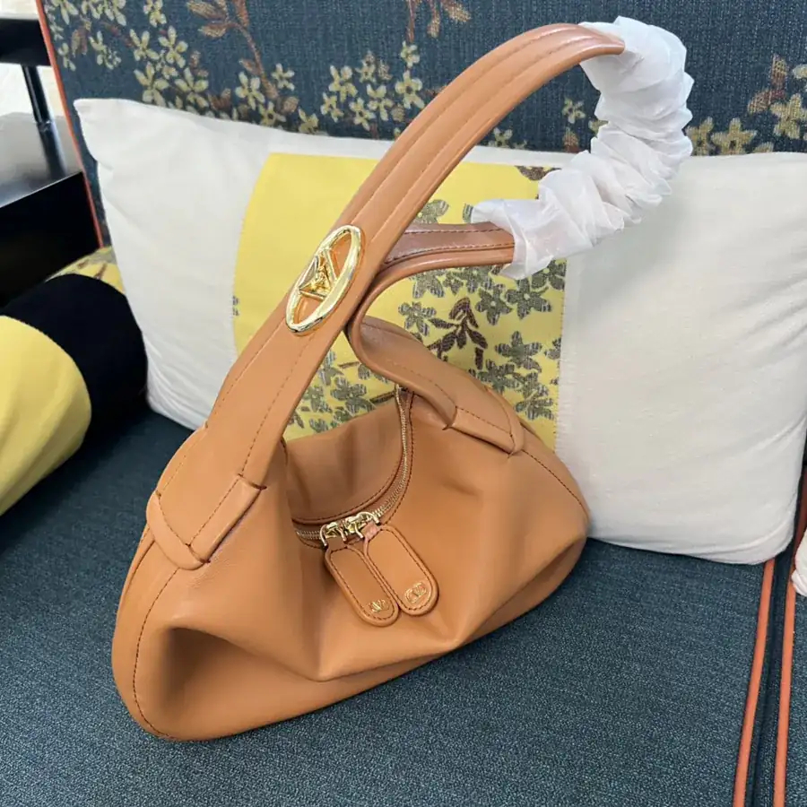 Garavan Small Travel Bag