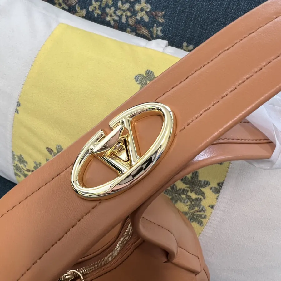 Garavan Small Travel Bag