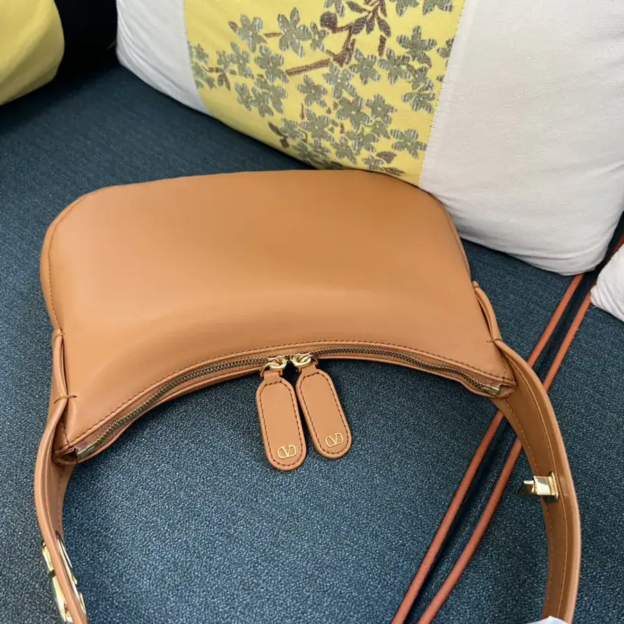 Garavan Small Travel Bag