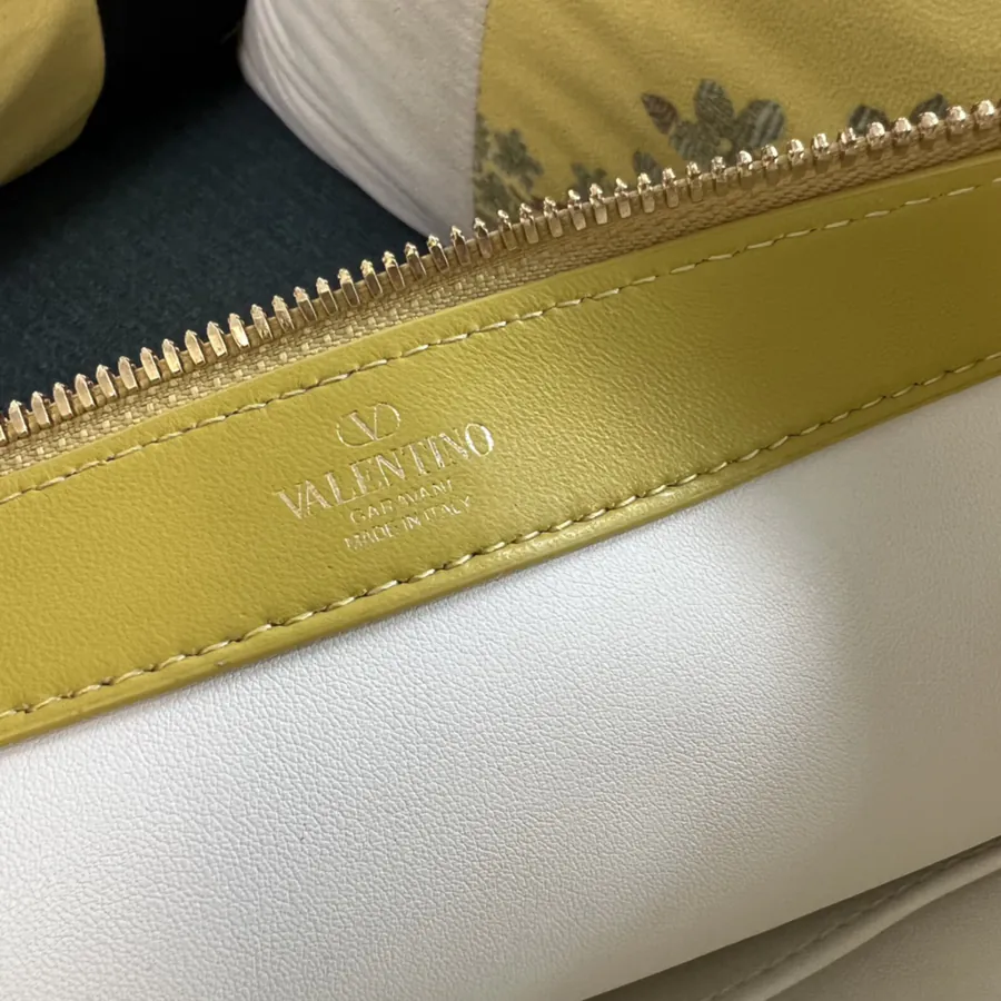 Garavan Large Shoulder Bag