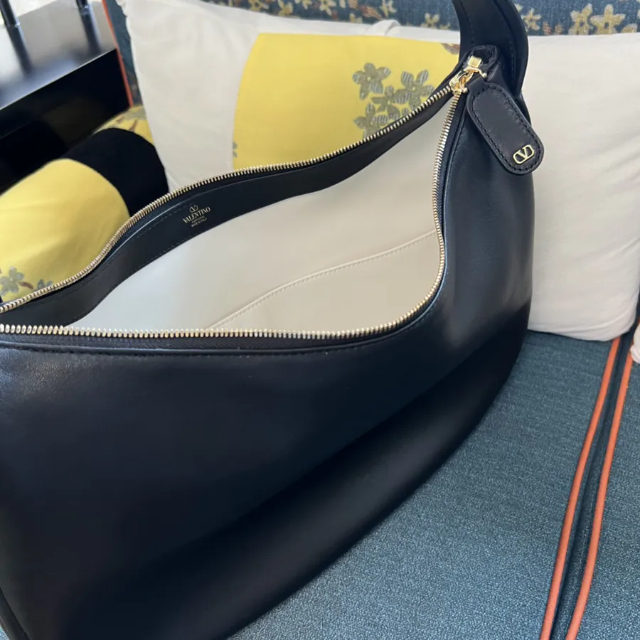 Garavan Large Shoulder Bag
