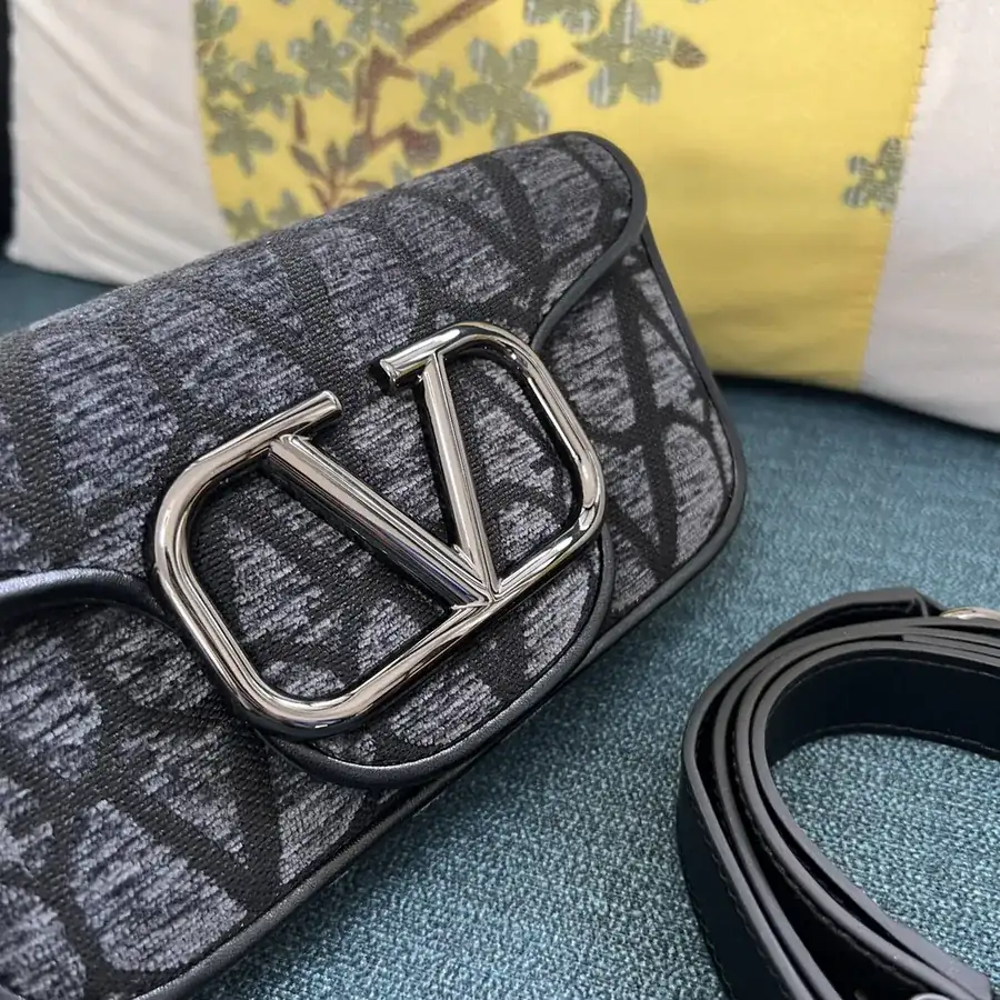 V Logo Mini Locò Leather and Fabric Tote