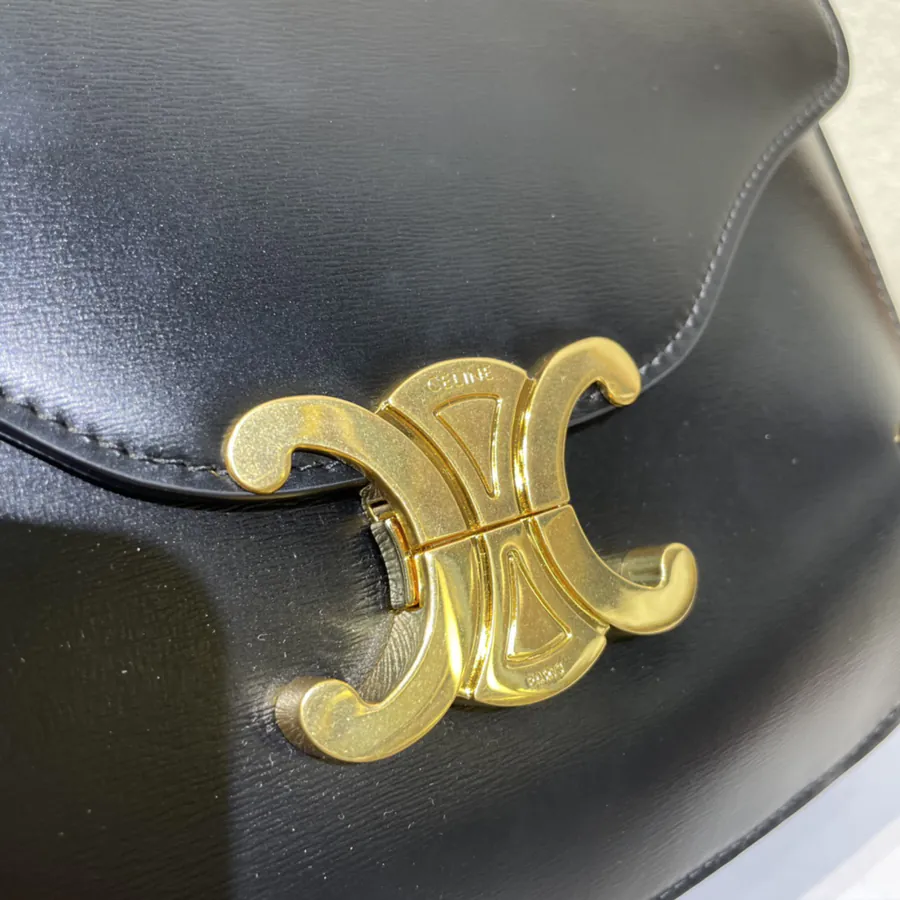 CE New A+ Square Chain Key Bag