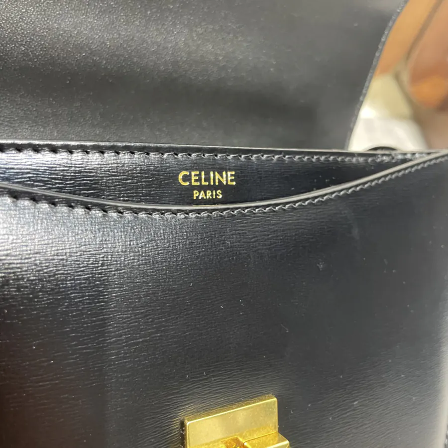 Teen BESACE TRIOMPHE Bucket Bag with Chain Details and Classic Triumph Lock