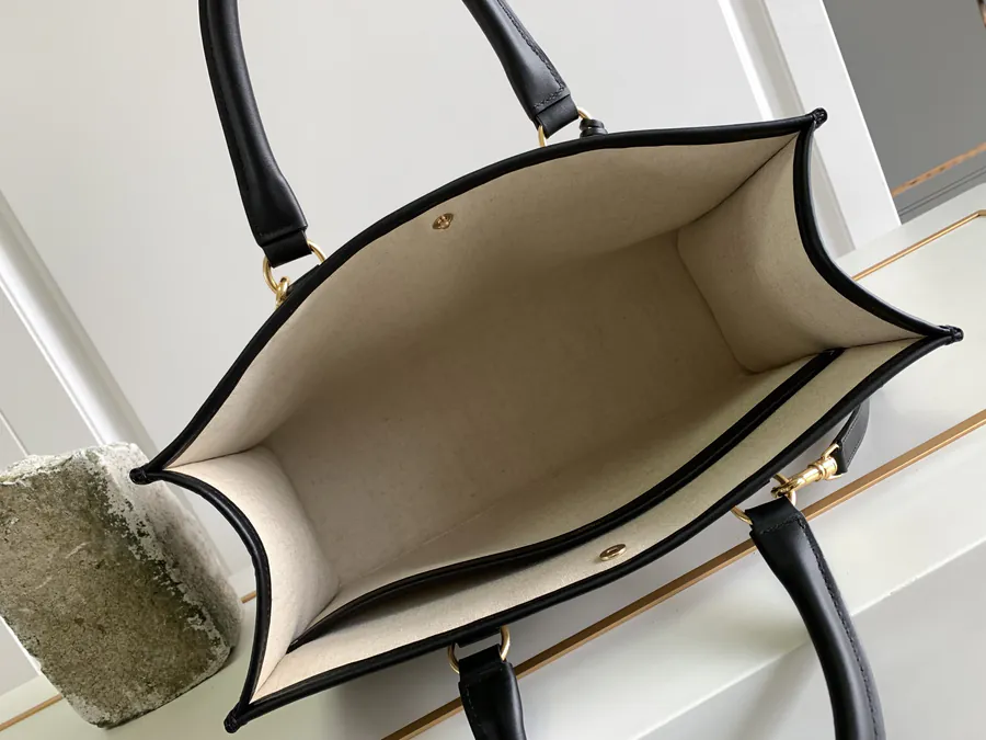 CELIN*22s CABAS刺绣 Mini Tote Handbag