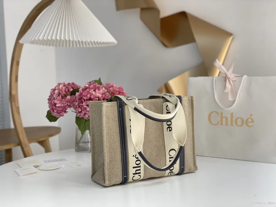 Chloe Woody Tote Midnight Blue, Medium Size