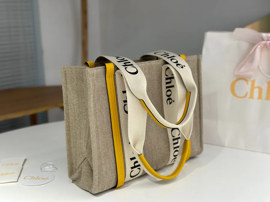 Chloe Woody Tote Medium Size