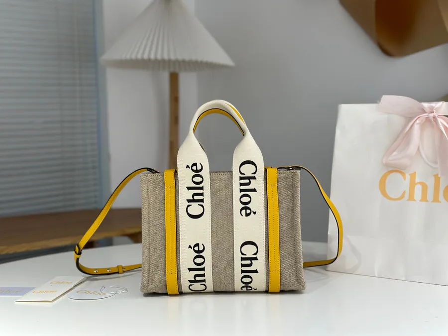 Chloe Woody Tote Small Size