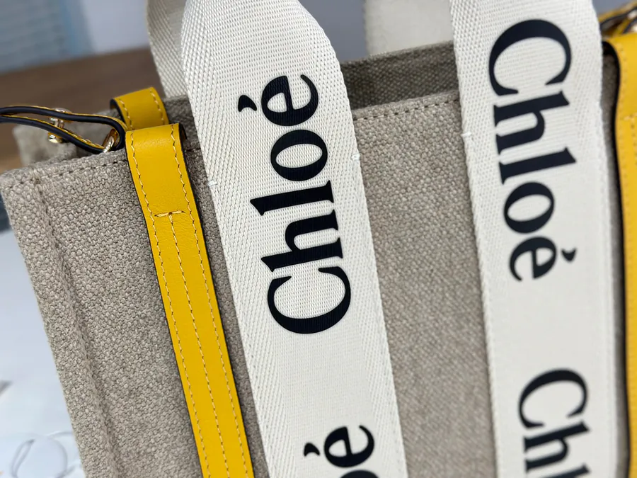 Chloe Woody Tote Small Size
