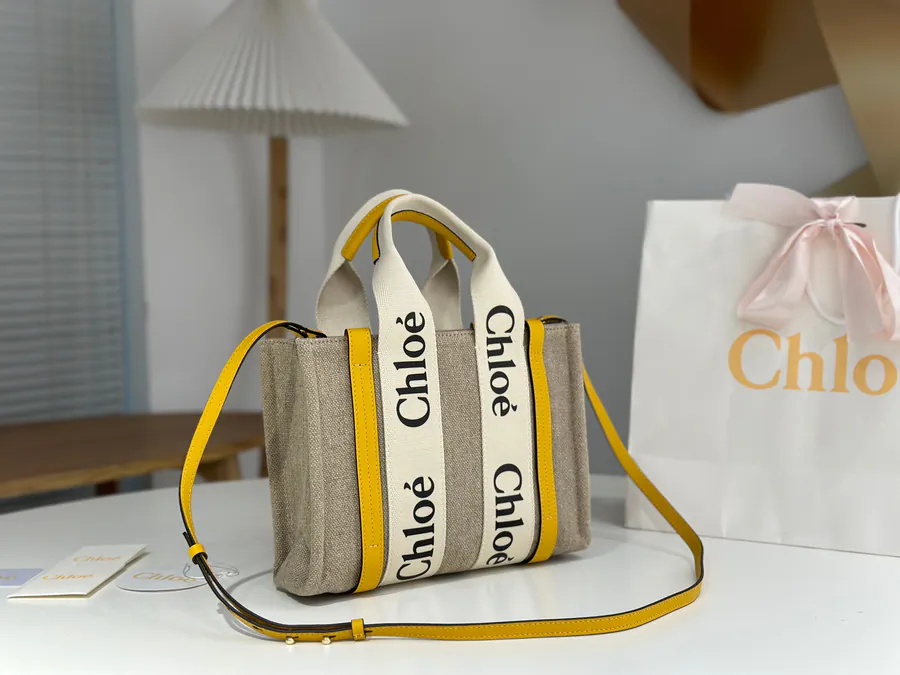 Chloe Woody Tote Small Size